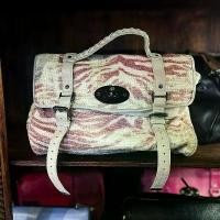 ราคา Mulberry Alexa Oversized Bag in very good condition (1733406540129338863)