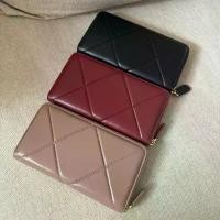 ราคา กระเป๋าสตางค์ซิปรอบ หนังแกะ shoulder bag (1733395661517391293)
