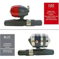 ราคา อุปกรณ์ตกปลากลางแจ้ง ชุดประกอบด้วย ล้อตกปลา ที่นั่งล้อสายเบ็ด และแคลมป์ เหยื่อ บัสเบท ตกชะโด กบยาง เขียด แต่ง น้า ทีม d2000 fishing advent calendar กบยาง กระเดือก แตก (1733222470349653080)