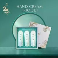 ราคา จัดส่งทันที. Hand Cream Trio Set - Health Land Gift Set เฮลท์แลนด์ กิฟต์เซ็ท (1732825255203538118)