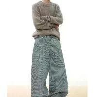 ราคา กางเกงทรงหลวม เอวยางยืด ทรงตรง ทรงปกติ ไม่ยืด สไตล์อเมริกันเรโทร ลายทางแนวตั้ง กางเกงยีนส์ขากว้าง general pants กางเกง ผ้ายืด คน อ้วน ไซส์ ใหญ่ 100 โล (1732386746606781640)