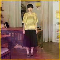 ราคา cat pocket little cape collar t-shirt / เสื้อยืดปกกะลาสีเล็ก ปักลายแมวในกระเป๋า (1733421540879795527)