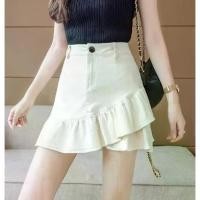 ราคา PX Women's Denim Skirt Korean style denim shorts with lining, 2 side pockets, and a chic curved hem. (1732810063361180837)