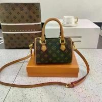 ราคา This Year's Trend Mini Crossbody Bag Elegant Boston Bag 2025 (1733193796973070051)