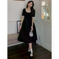 ราคา Black dress with A-line shape, lace waistband, plus size, hip-hop style, suitable for going out to parties, TikTok trend. (1733295149742589553)