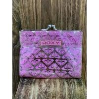 ราคา ROXY transperant wallet พลาสติกใสพิมพ์ลายโลโก้ สภาพดี คําแนะนําการขายที่ร้อนแรงในเดือนนี้ (1732330362054870302)