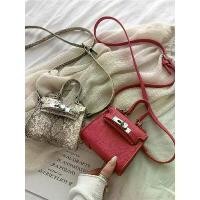 ราคา Customized Light Luxury Mini Kelly Bag for Women 2025 New Cute Mini White Single Shoulder Crossbody Small Bag (1733206662470075940)