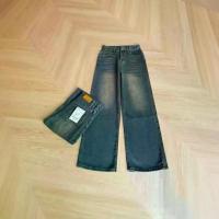 ราคา กางเกงทำงานสำหรับผู้หญิง สไตล์ใหม่ กางเกงยีนส์ผู้หญิง ดีไซน์หลายกระเป๋า กางเกงคาร์โก้ ในสต็อก ส่งออก ขายส่ง mom jeans สือ karina aespa skirt กางเกงยีนส์ คาร์โก้ mini pockets black (1731428362570532729