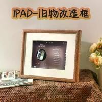 ราคา นาฬิกาอิเล็กทรอนิกส์, แก้ไขสำหรับ iPad, วัสดุไม้เนื้อแข็ง, กรอบรูปอัลบั้ม, เหมาะสำหรับแท็บเล็ตและโทรศัพท์เก่า, แก้ไขด้วยกรอบการแสดงผลขาตั้ง, กรอบรูป (1732823496102741330)