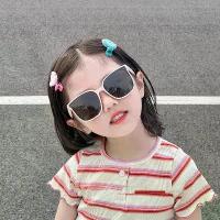 ราคา แว่นกันแดดเด็ก สำหรับเด็กผู้หญิง ป้องกันรังสียูวีกลางแจ้ง พับได้ แว่นกันแดดเด็ก ป้องกันรังสี ป้องกันรังสียูวีล่าสุด 2025 แว่น สี ชา แว่น ตา ยิง ปลา แว่น ท็อปเจริญ sunglasses rayban แท้ (17321085285940