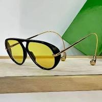 ราคา [COD] Luxury Brand Designer Oversized Pilot Sunglasses Women For Men 2025 New Popular Vintage Sun Glasses Punk Double Bridge Eyewear (1733162437506532995)
