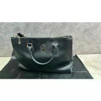 ราคา ของแท้100% ️ Studio 9 Saera bag กระเป๋าแบรนด์เกาหลี สีดำ พร้อมสายยาวCross Body ️ มือสอง คําแนะนําการขายที่ร้อนแรงในเดือนนี้ (1733240644336256686)