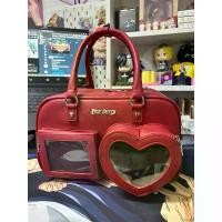 ราคา ส่งต่อ กระเป๋ามือสอง สภาพดี Pixie Dustie รุ่น Pixie Heart Bag สีแดง (1733332593817061186)