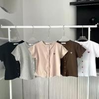 ราคา ☚Baby Heart เสื้อยืดงานปักกระดุมหน้ามีไซต์พร้อมส่ง❇ (1732019218452678502)