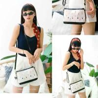 ราคา Peitite crossbody bag KEPT กระเป๋าสะพาย ปรับความยาวสายได้ ใส่มือถือและกระเป๋าเงินใบสั้นได้ ขายร้อน (1733399505916625990)