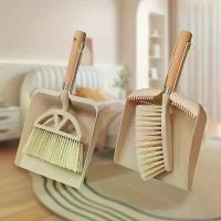 ราคา ชุดแปรงขนาดเล็กด้ามจับไม้ ไม้กวาดและที่โกยผงขนาดเล็ก เหมาะสำหรับทำความสะอาดโซฟา โต๊ะ และพื้นที่แคบ ของใช้ในสำนักงานและที่บ้าน ที่โกยผงพร้อมแปรง ไม้กวาดและที่โกยผงขนาดเล็ก แปรงขนาดเล็กและที่โกยผง (1733