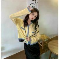 ราคา Allen88SHOP Cicishop(7939-1)เสื้อแขนยาวไหมพรมสีทูโทน ดีเทลกระเป๋าตรงอกใส่เดี่ยวๆหรือคลุมแมตต์ได้ทั้ง2สไตล์ มีบริการเก็บ ขวดโค้ก5ลิตร น้ำยาล้างจาน กล่องรองเท้า กระดาษทิชชู กล่อง (1732781098497115434)