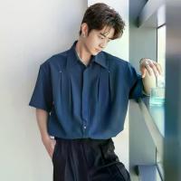 ราคา เสื้อเชิ้ตผู้ชาย ทรงหลวม ดีไซน์เท่ๆ แฟชั่น สีพื้น สไตล์ลำลองระดับไฮเอนด์ เสื้อเชิ้ตแขนสั้น แฟชั่นใหม่ 2025 (1732049719236593061)