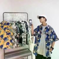 ราคา เสื้อเชิ้ตแขนสั้น เสื้อเชิ้ตผู้ชาย unisex ทรงหลวม สไตล์สด เหมาะสำหรับชายหาด เสื้อคู่รัก (1732972997429594036)