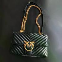 ราคา กระเป๋าหมอนหนังแกะ ลายวีใหม่ ปักด้วยโซ่พัฟ กระเป๋าผู้หญิง (1732962558638720397)