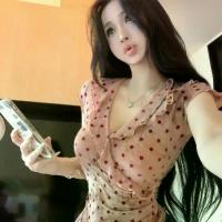 ราคา เสื้อเชิ้ตบางลายจุดมัดย้อมผูกโบว์คอวีมีระบายใหม่ฤดูร้อนปี 2025 สำหรับโอกาสสำคัญ เสื้อ ผูก โบว์ เชิ้ต สี ดํา ผู้ หญิง ลาย จุด ชุด เที่ยว ปี ใหม่ กระดุม ผ่าหลัง ครีม ดอกกุหลาบ ดําม (1733285106768249948)