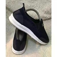 ราคา รหัส 265 รองเท้าผุู้ใหญ่แบรนด์เนมของแท้% (43/26.5) รองเท้ามือสองของแท้ (รองเท้าสลิปออน) คําแนะนําผลิตภัณฑ์ใหม่ของเดือนนี้ ผ้าใบ ยอดฮิต ช้าง ดาว คู่ ใจ แท้ หลักร้อย (1733170829426591698)