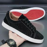 ราคา รองเท้าผู้ชายแบบสบายประดับเพชร รองเท้าผ้าใบแฟชั่นสำหรับวัยรุ่น รองเท้ากีฬาแนวสปอร์ต สไตล์ฮ่องกง รองเท้า ผ้าใบ เท่ๆ วินเทจ sketcher รองเท้า lava (1733353383061980432)