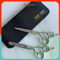 ราคา ชุด กรรไกร ตัด + ซอย อย่างดี (โลโก้ จากัวร์, TONI&GUY โทนี่แอนกาย, Super V) แถมกระเป๋าใส่ ตัดผม ซอยผม ทำผม เกรดคุณภาพ (1733177978001327405)