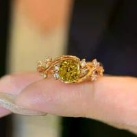 ราคา แหวนเพชรสีเหลืองห่อเถาวัลย์เพชรสี่เหลี่ยมประกาย, แฟชั่น, ดอกไม้ Pinellia, แหวนพลอยก้อนน้ำตาลระดับไฮเอนด์, สำหรับผู้หญิง (1732932022499116674)