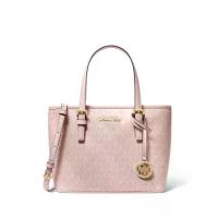 ราคา กระเป๋าสะพายข้าง MICHAEL KORS 35T9GTVT0B JET SET TRAVEL XS ZIP CROSSBODY TOTE BAG (DKPWDRBLSH) (1733796829652420411)