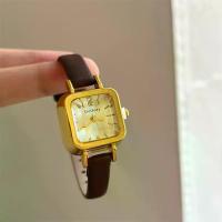 ราคา GOGOEY Small Sugar Cube Retro Watch for Women, Compact and Exquisite Quartz Ladies Watch, Bestselling TK Hot-Selling Wristwatch in Indonesia (1734262349793428664)