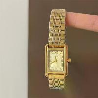 ราคา 2026IEKE Classic Square Roman Numeral Gold Watch for Women, Commuting Light Luxury Simple High-End Quartz Women's Watch (1734353142618555928)