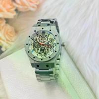 ราคา Men's watch, fashion, quartz movement, steel strap, hollow design, Royal Oak watch นาฬิกา oblivion (1733330296784586138)