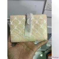 ราคา กระเป๋าสตางค์cc-ooครีม COD (1733695714243151433)