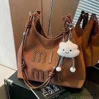 ราคา 2026กระเป๋าสะพาย กระเป๋าถือผู้หญิง ความจุมาก ผ้าหนัง คุณภาพสูง กระเป๋าสตางค์ มินิมอล กระเป๋าสียีนส์ กระเป กระเป๋าสตางค์สีม่วง กระเป๋าคาดเอว ผู้ชาย กระเป๋า สตางค์ ตุ๊กตาเกาะ (1734247253513438781)