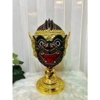 ราคา ♒หัวโขน นิลพัท ขนาดสวมหัว งานกระดาษ ปิดทองเค ประดับเพชรคริสตัล พร้อมฐานไม้อัดสีแดงฟรี ของตกแต่งบ้าน ของขวัญ khon mask✣ (1733674849629537306)