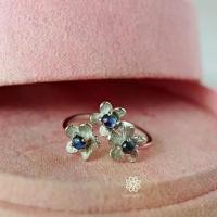 ราคา Rosen'marry/ แหวนดอกไม้พลอยไพลินแท้ ตัวเรือนเงินแท้925 พร้อมกล่อง RR077 , พลอยแท้เสริมดวง , ของขวัญ (1729842380264934338)
