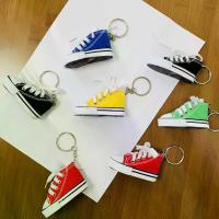 ราคา รองเท้าผ้าใบขนาดเล็ก แฟชั่น จักรยาน มอเตอร์ไซค์ ที่วางเท้า รองเท้าผ้าใบขนาดเล็ก พวงกุญแจ รองเท้าจำลอง พวงกุญแจ (1733351133162013788)