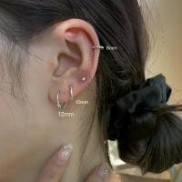 ราคา [ได้รับการรับรองเงินแท้] Suwann.na [ราคาต่อคู่] ต่างหู ต่างหูเงินแท้ ต่างหูห่วง ห่วง ห่วงหลายขนาด (1734214864955016416)