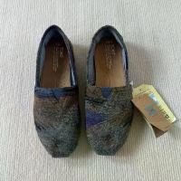 ราคา TOMS รองเท้าลำลองมือสองของแท้ sz.41 ใส่ ใน บ้าน สบาย (1733734016686589232)