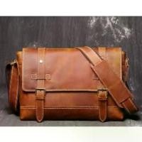 ราคา กระเป๋าสะพาย ผู้ชาย เเนววินเทจ ใส่เอกสาร Messenger bag TA05 (1733208279509075108)