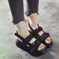 ราคา รองเท้าแตะพื้นหนาเปิดนิ้วเท้าสไตล์เรโทรพร้อมสายรัด รุ่นใหม่ฤดูร้อนปี 2025 กันน้ำ พื้นหนาสูงสำหรับผู้หญิง ขายส่ง รองเท้าแตะแบบส้นแบน รองเท้า รด นุ่ม ๆๆ ลดราคา หนีบ หู ทรงเอ (1733452185210029766)