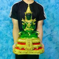 ราคา ลดราคา- พระแก้วมรกต หน้าตัก 9 นิ้ว สูง45cm. งานสวยพรีเมี่ยมปิดทองอย่างดี(ระบุฤดูในแชท)ต่อ1องค์ องค์ละ890 (1733431054171407492)