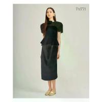 ราคา เข็มขัดไหมไทยTuTTi Tryly Thai Jayda Organdy Top เสื้อผ้าไหมแก้วสังเคราะห์ แขนจีบรูด พร้อมมีระบายใต้เอว สีขาว สีเหลือง (ไม่รวมเข็มขัดดอกกุหลาบ) เสื้อผ้าสตรี ทรูลี่ ไทย (1734035302470616921)