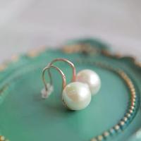 ราคา 2026R442ต่างหูช้อนมุกน้ำจืดEdison สีขาว เกรดAA+-AAA ทรงเกือบกลม-กลม อะไหล่เงินแท้ชุบพิ้งโกลด์ ขนาด10-11มิล (1734306480740140469)