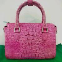 ราคา กระเป๋าถือหนังจระเข้แท้ สีชมพู (1734077771246962542)