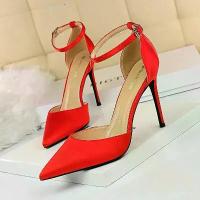 ราคา รองเท้าส้นสูงผู้หญิง 10 ซม. สำหรับฤดูร้อน รองเท้าแตะเจ้าสาว รองเท้าส้นสูงผ้าไหม ส้นสูงแฟชั่น สีน้ำเงิน สีเขียว สีชมพู 250122 (1733650928397354934)