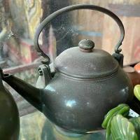 ราคา กาน้ำชาดินเผาโบราณ ปั้นชาอี๋ซิงจือชา ผิวขัดมัน สีดำ ใบใหญ่ ป้านชาอี๋ซิง ป้านชาเก่า (1733811007996790130)