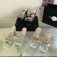 ราคา รองเท้าส้นสูง สายเดี่ยว สไตล์เรียบหรู ผูกเชือก ส้นเข็ม สีเงิน รองเท้าแตะส้นสูง วัสดุโรงงาน พร้อมโบว์และพลอยเทียม ส่งออก (1732738464395593015)