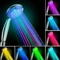 ราคา หัวฝักบัวหลากสีพร้อมไฟ LED, เปลี่ยนสีได้ 7 สี, สดใสด้วยน้ำ, ทำจากวัสดุ ABS สีเงิน, ความสว่างที่ปรับได้, เหมาะสำหรับใช้ในห้องน้ำในบ้าน, เพิ่มบรรยากาศ, 1 ชิ้น (1731626602312009111)